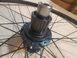 Zapletená kola Merida Expert 