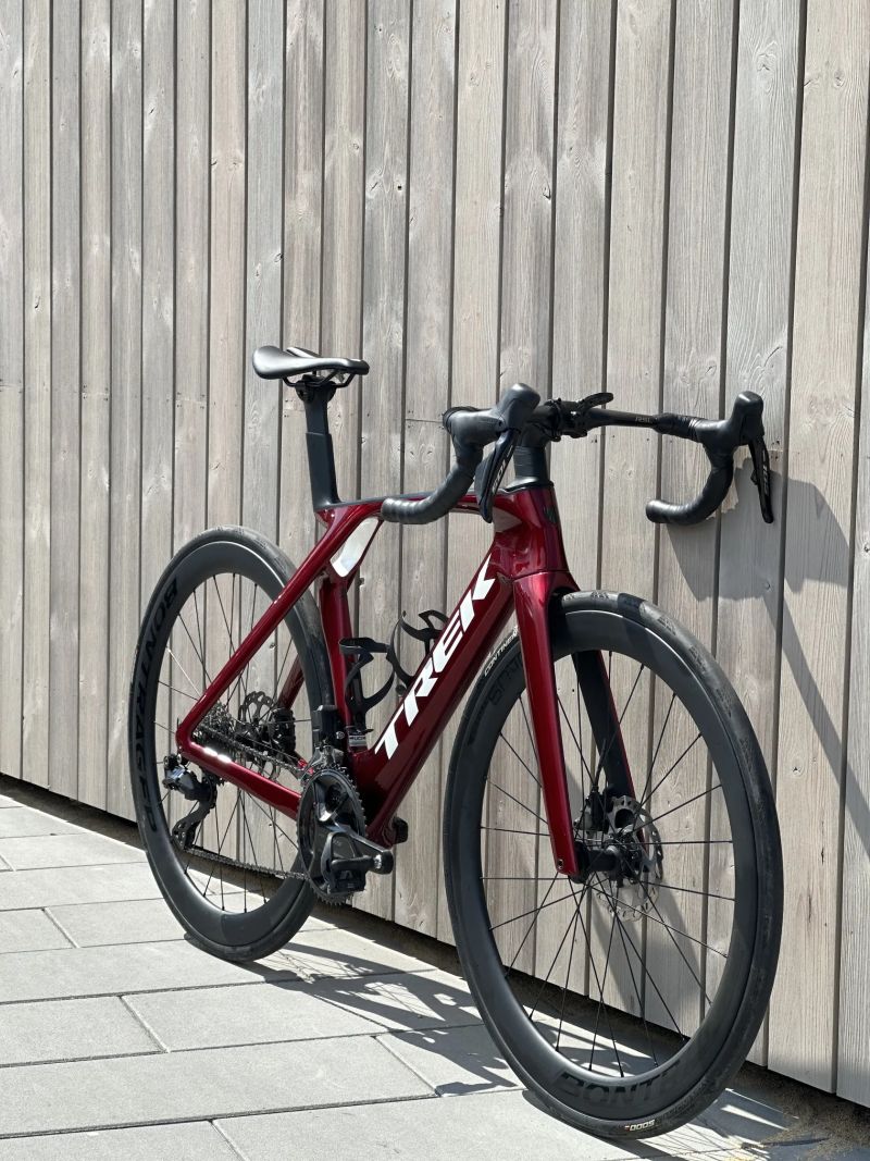 Trek Madone SL 6 Gen 7 | vel. 54 | Shimano 105 Di2