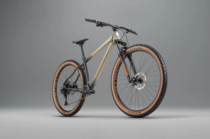 Whyte 529 V6 - nová kola, vel. M, L (SLEVA -18%)