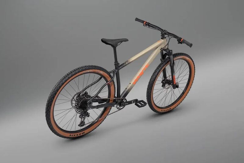 Whyte 529 V6 - nová kola, vel. M, L (SLEVA -18%)