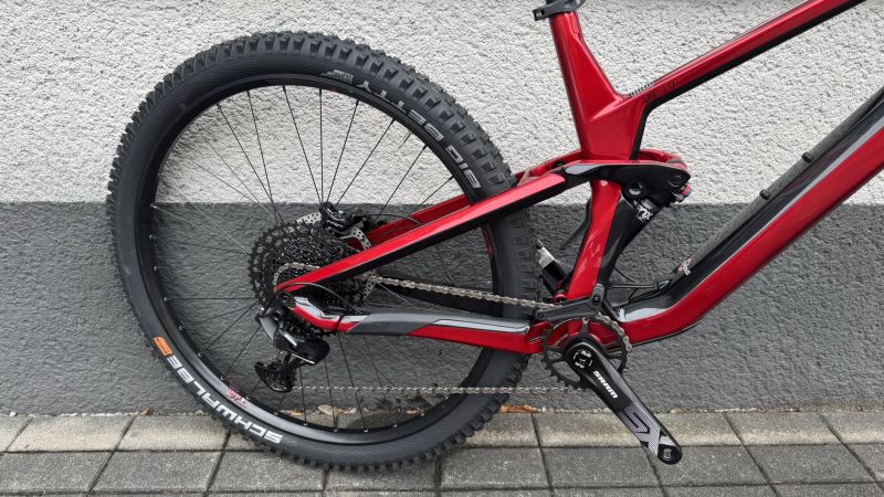 Nové KARBONOVÉ kolo Conway WME 3.9