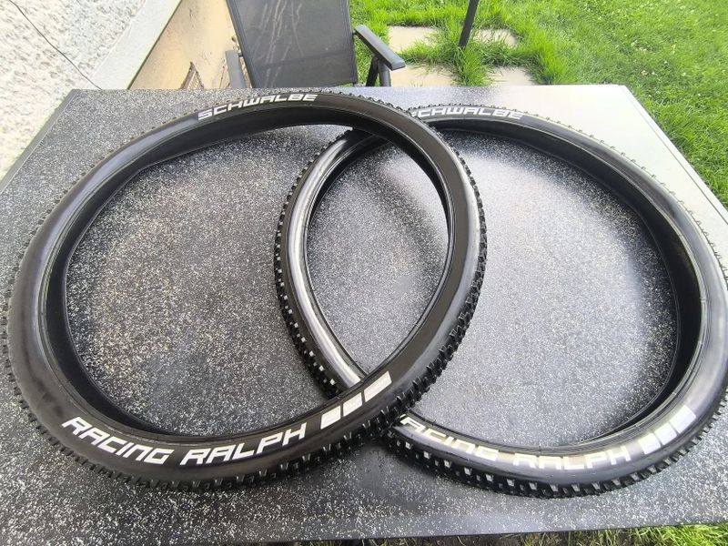 Dvě sady plášťů SCHWALBE 29x2.25