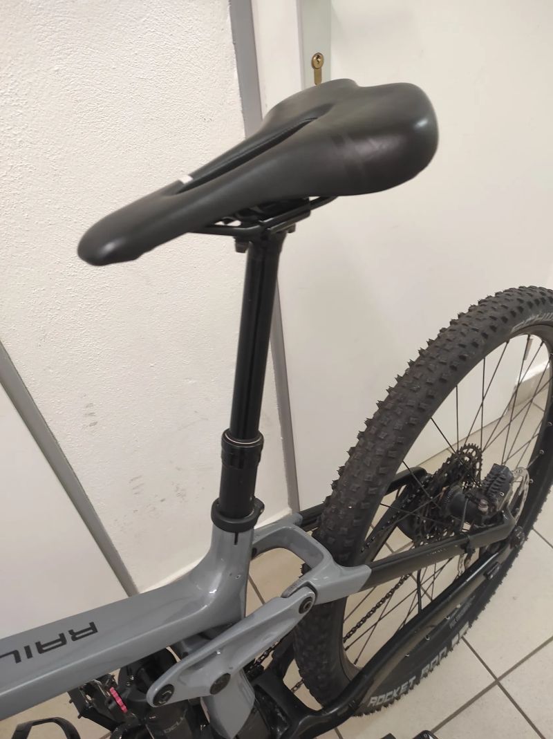 Elektrokolo Trek Rail 9.7 Carbon 29" (M)