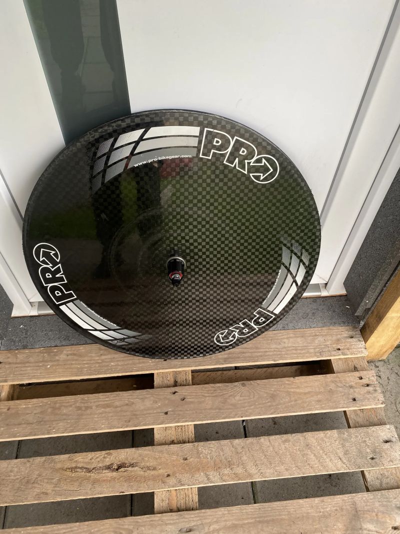 Prodam disk