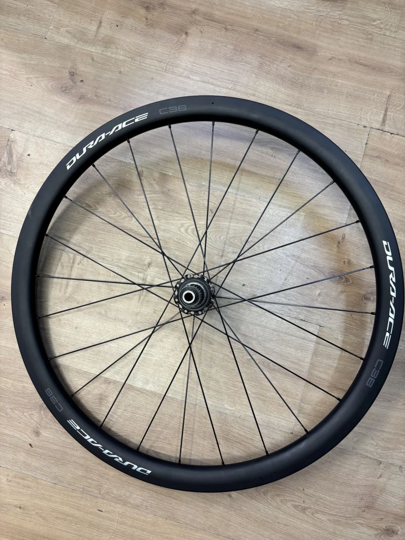 Zapletená kola Shimano DURA-ACE C36 - zánovní
