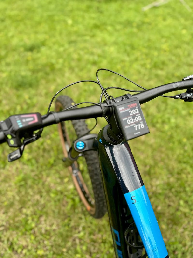 Cube Stereo Hybrid 140 SLX 750wh vel. M 778km TOP STAV