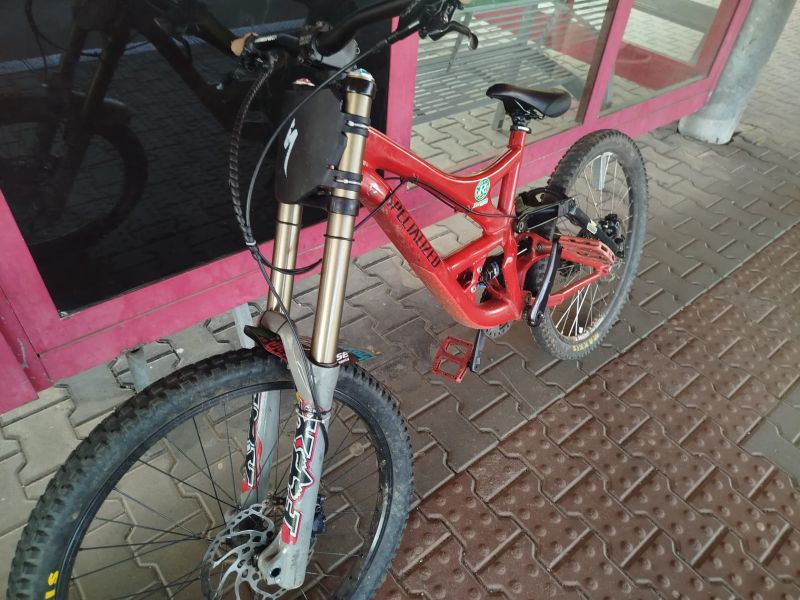 Specialized Demo 7