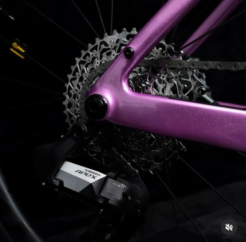 Karbonový Gravel QM BIKES AT35