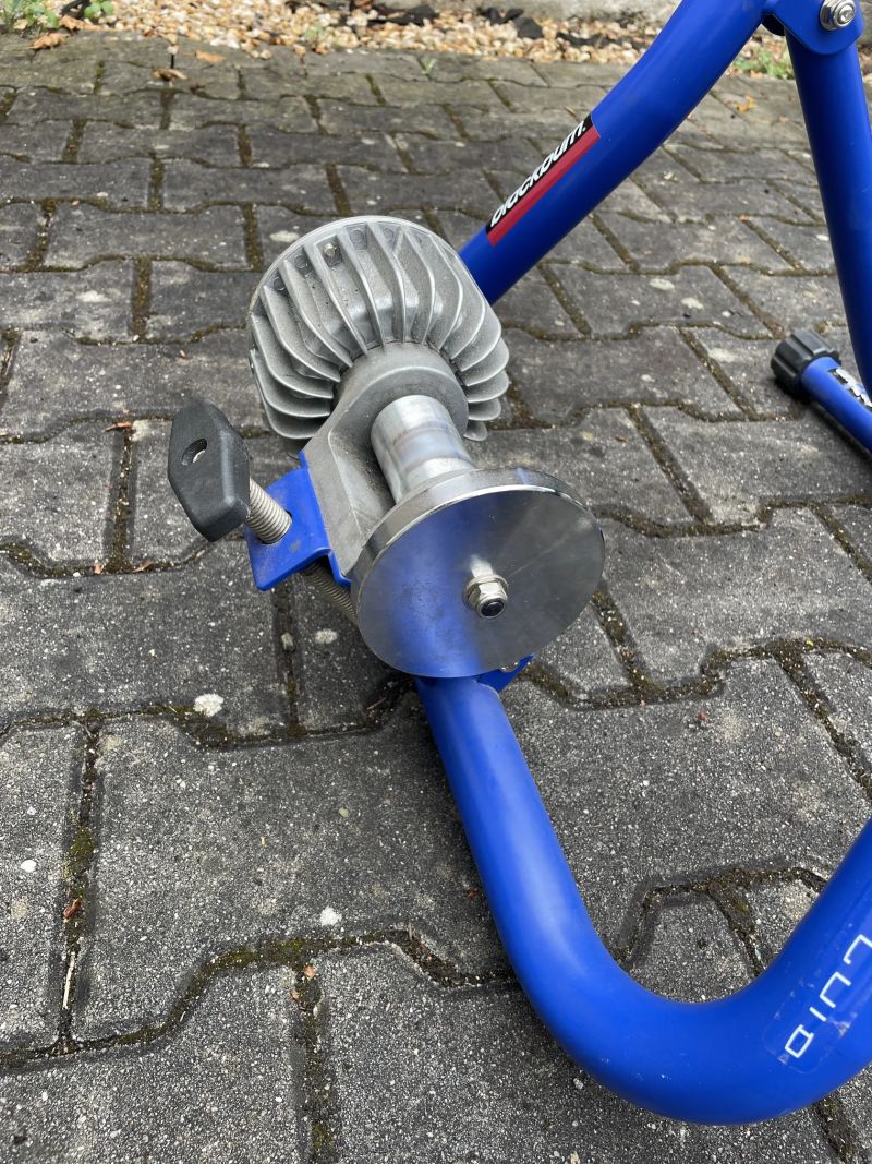Blackburn TrakStand Fluid