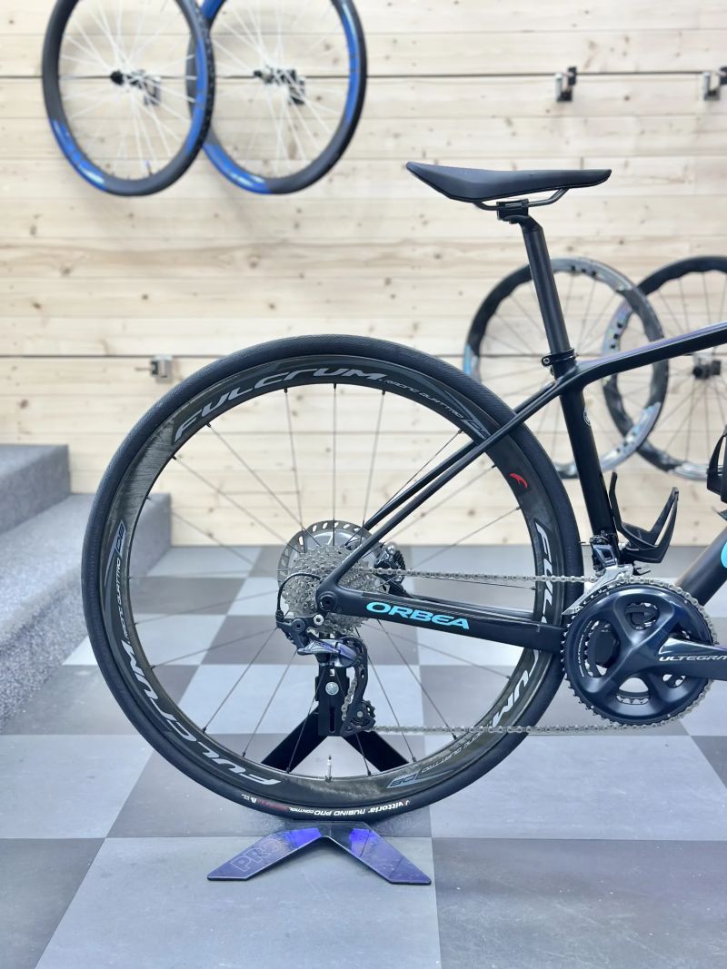 Orbea Avant vel. 47 cm | Shimano Ultegra | Fulcrum Racing Quattro Carbon | 8.11 kg
