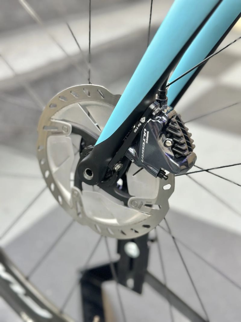Orbea Avant vel. 47 cm | Shimano Ultegra | Fulcrum Racing Quattro Carbon | 8.11 kg