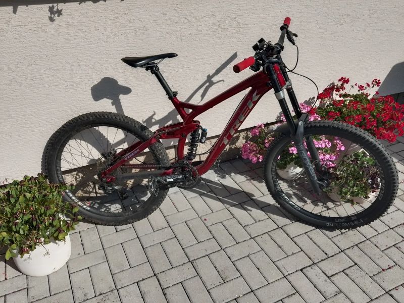 Trek Session 8