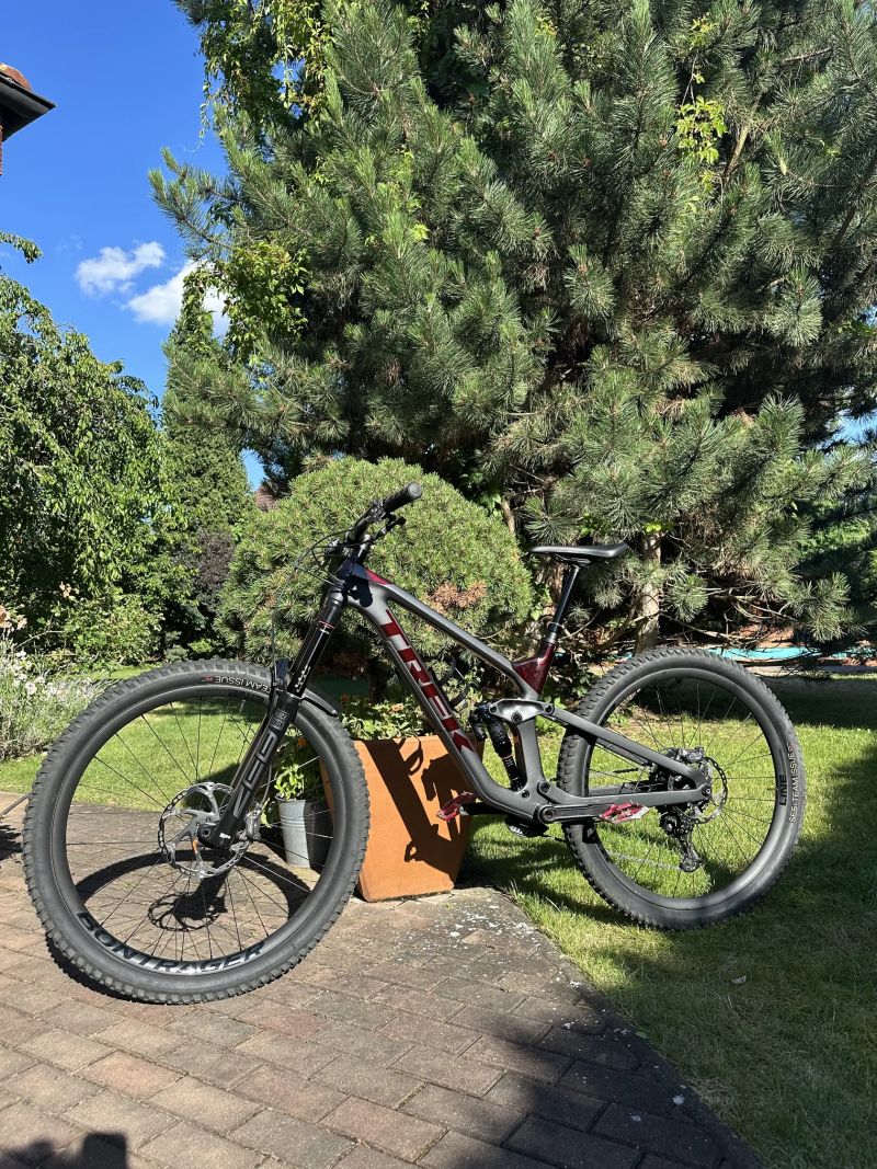 Trek Slash 9.8 XT Lithium Grey
