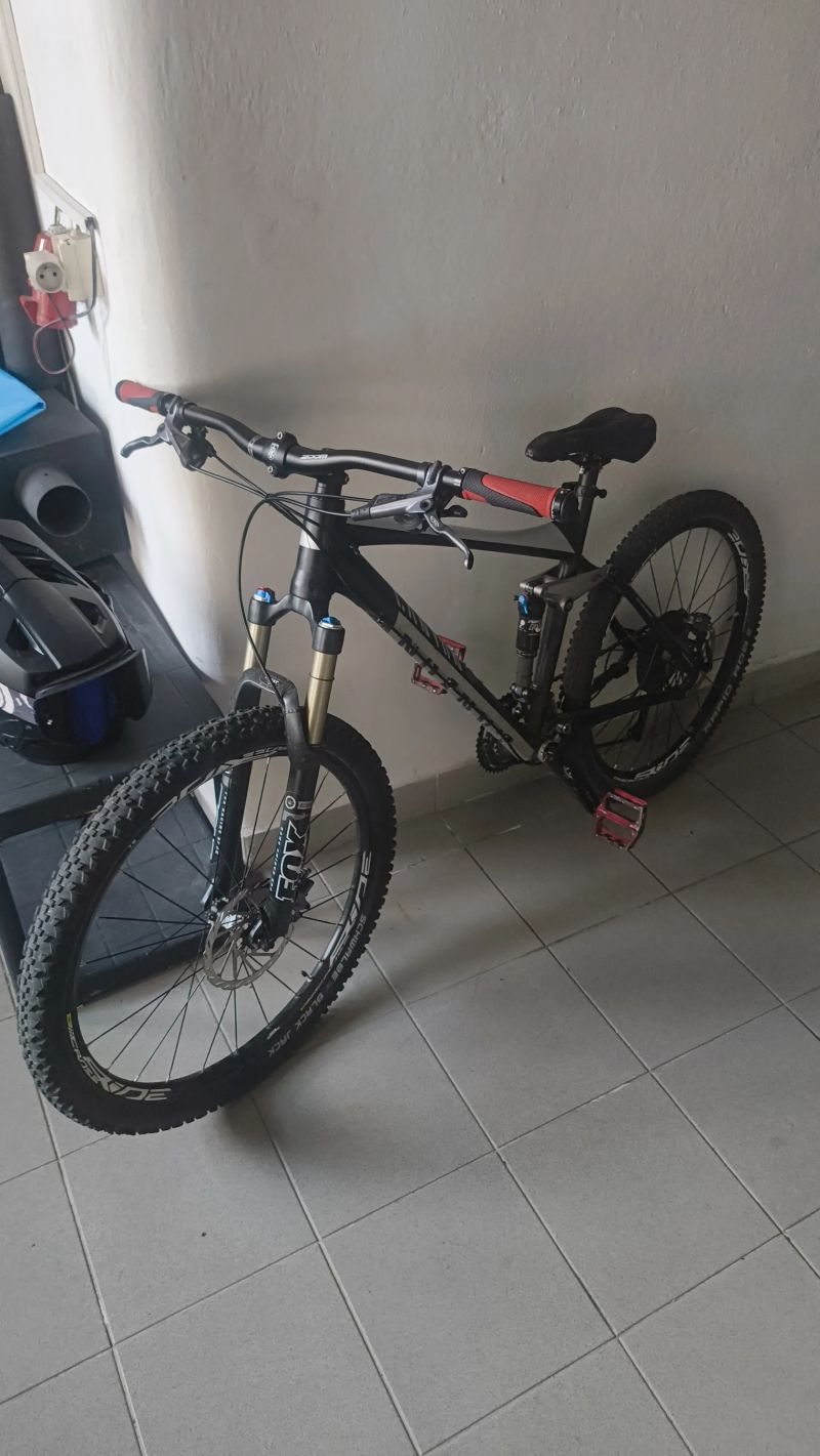 Horské kolo Canyon Nerve XC 7.0 2012 