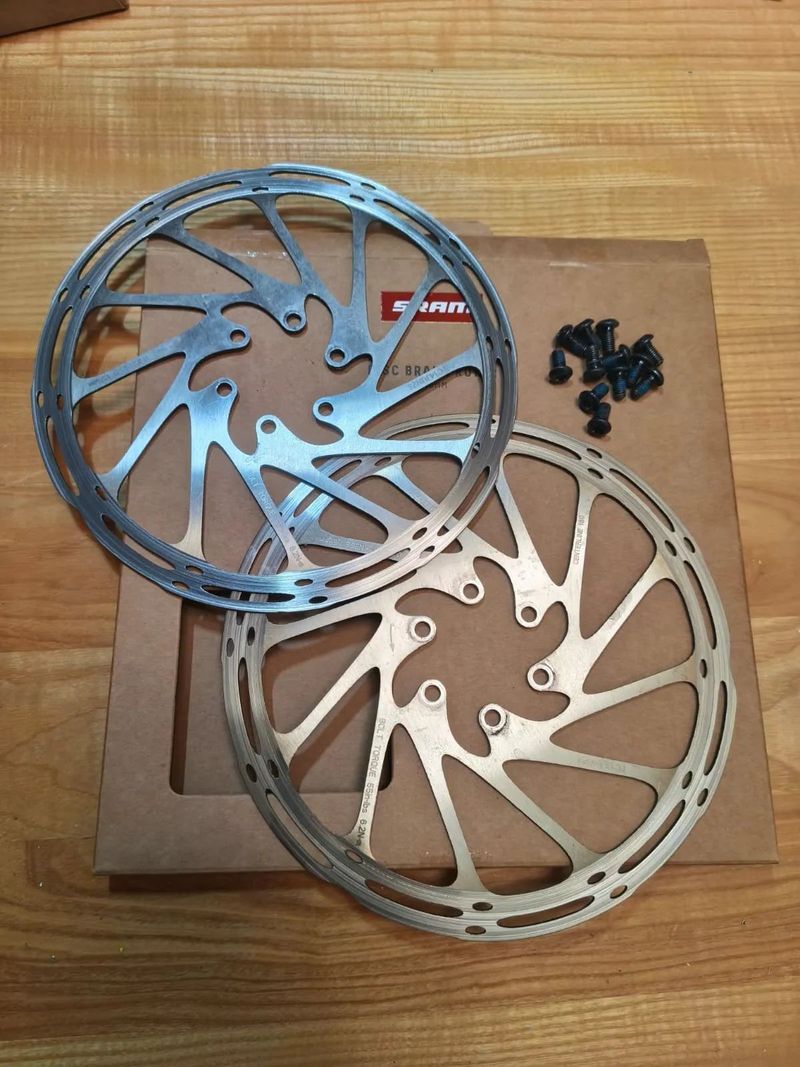 2x kotouče Sram Centerline 180mm 6 děr