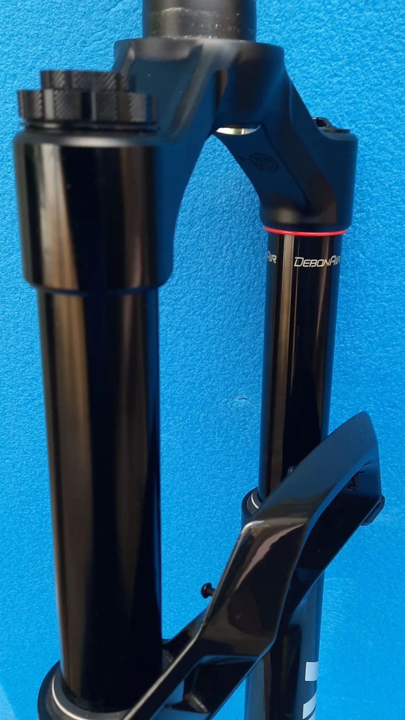 Vidlice RockShox Lyrik Ultimate Charger 3 RC2 (140mm)