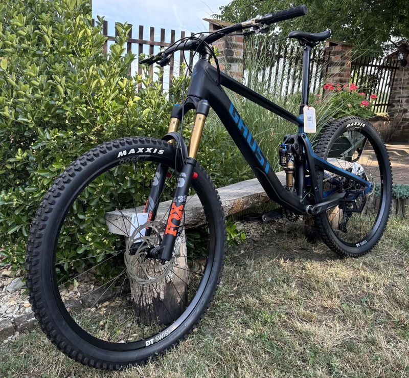 NEW Ghost Riot Trail CF/LC Full Party (Carbon) - Shimano XT & FOX Factory - Size L