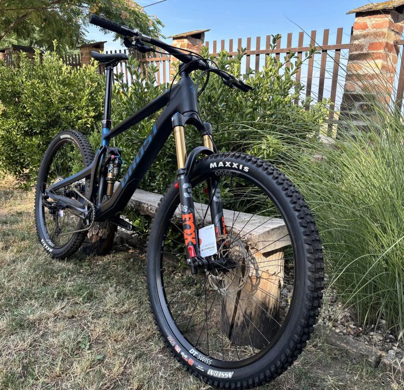 NEW Ghost Riot Trail CF/LC Full Party (Carbon) - Shimano XT & FOX Factory - Size L