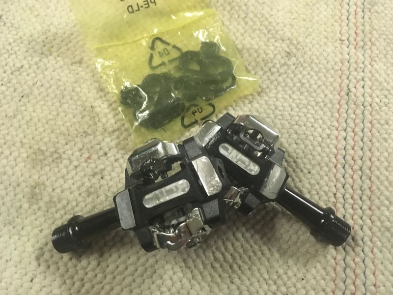 Pedály KCNC SPD Titanium pedals černé