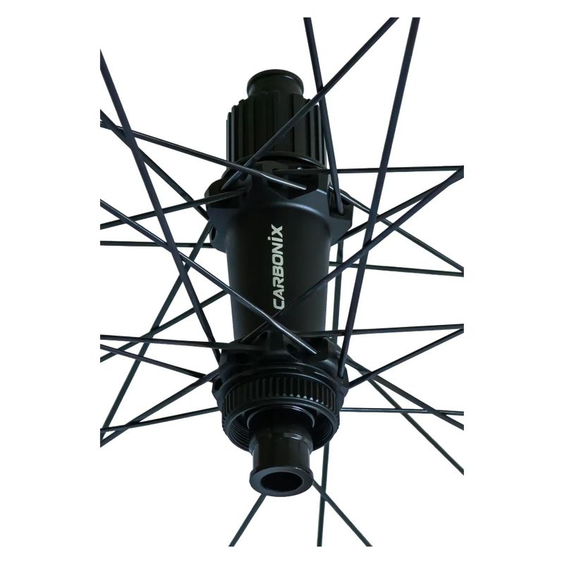 🪶 ULTRA LEHKÁ – MTB karbonová kola Carbonix WAVE 30 XC | zvlněný ráfek | Sapim CX Ray | 1280 g