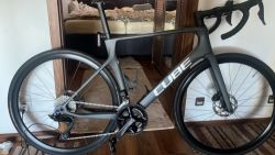Silniční kolo Cube Agree C:62 grey´n´black 2023