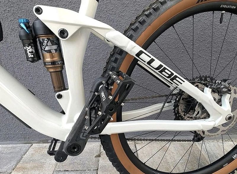 Cube Stereo 120 HPC EX, velikost XL (22”) kola 29”