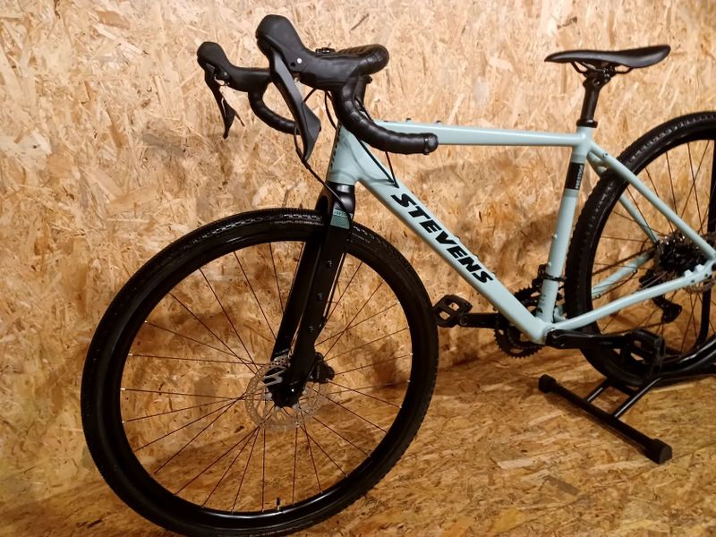 Gravel STEVENS Prestige Sage Green 2025, velikost rámu S