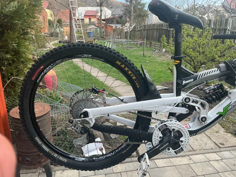 YT Industries 2010 velikost L