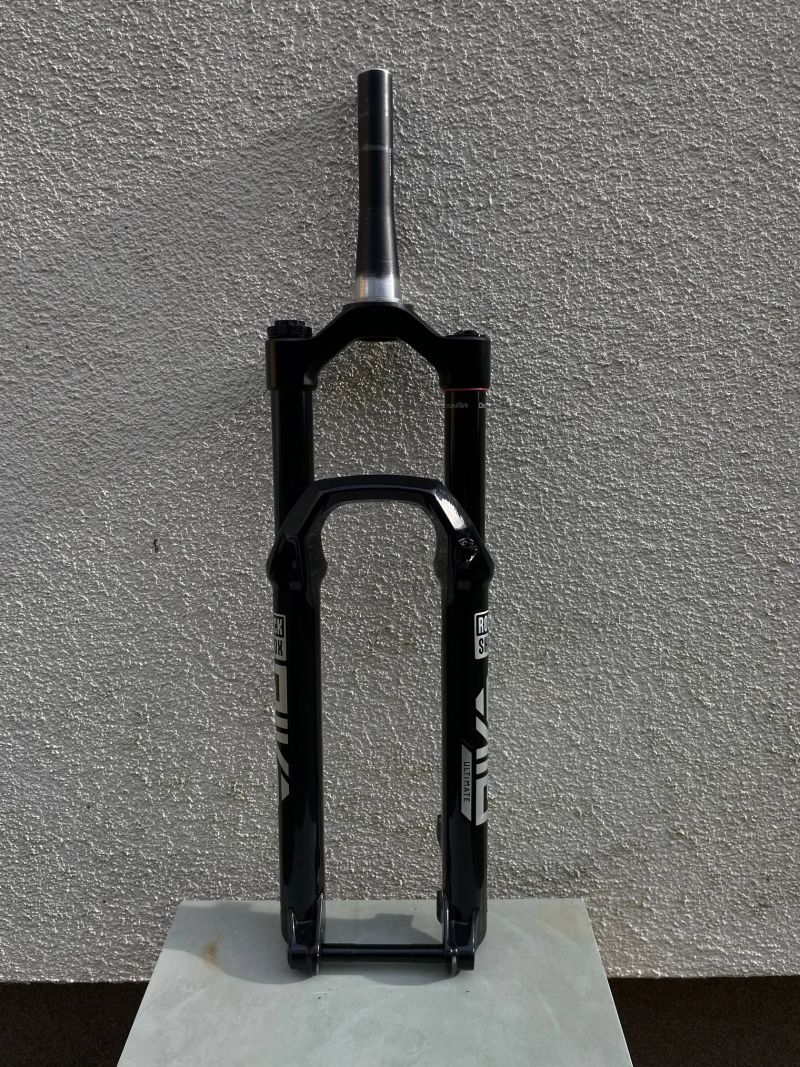 Rock Shox Pike Ultimate 140 mm Charger 3 RC2, Buttercups