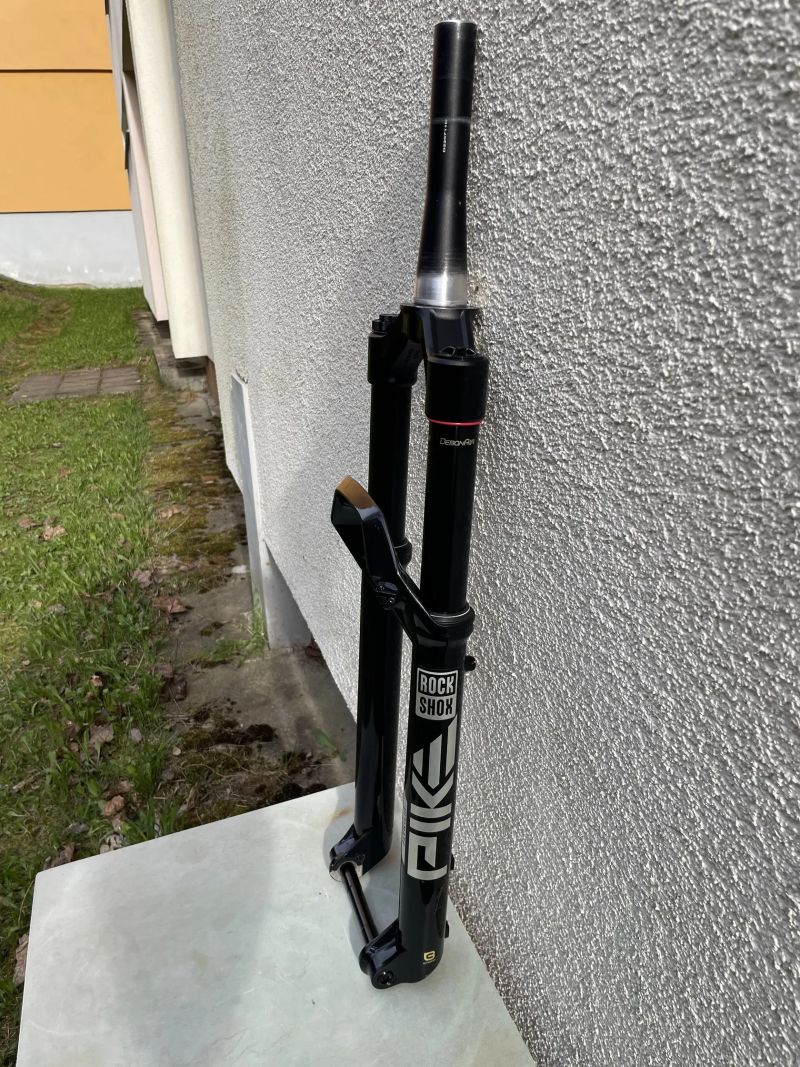 Rock Shox Pike Ultimate 140 mm Charger 3 RC2, Buttercups