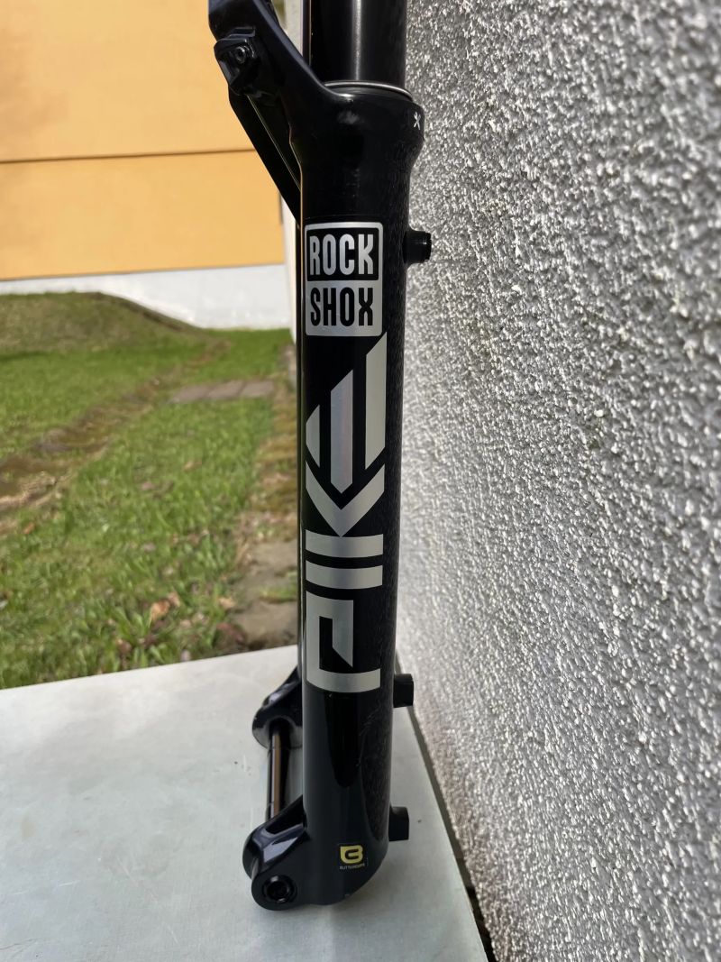 Rock Shox Pike Ultimate 140 mm Charger 3 RC2, Buttercups