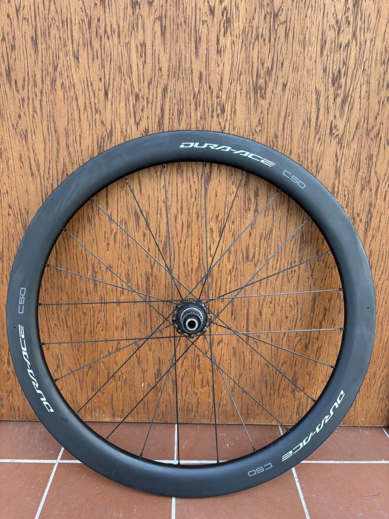 Zapletená kola Shimano DURA-ACE C50 - zánovní 