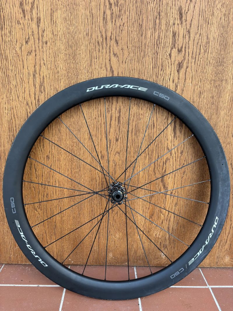 Zapletená kola Shimano DURA-ACE C50 - zánovní 