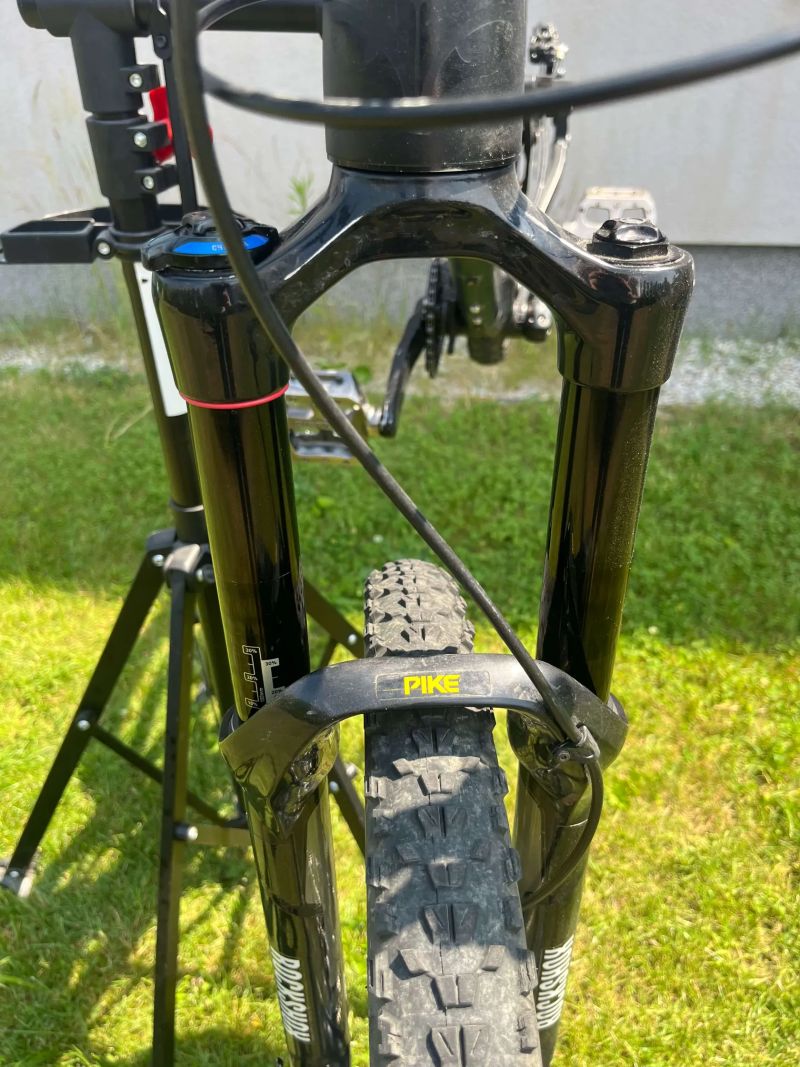 Banshee Spitfire (V2) – 27.5" – Kultovní all-mountain, vel. L