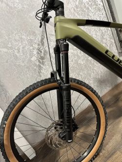 Cube Stereo Hybrid 160 Race HPC 750w olive&green M