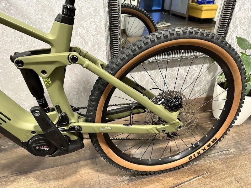 Cube Stereo Hybrid 160 Race HPC 750w olive&green M