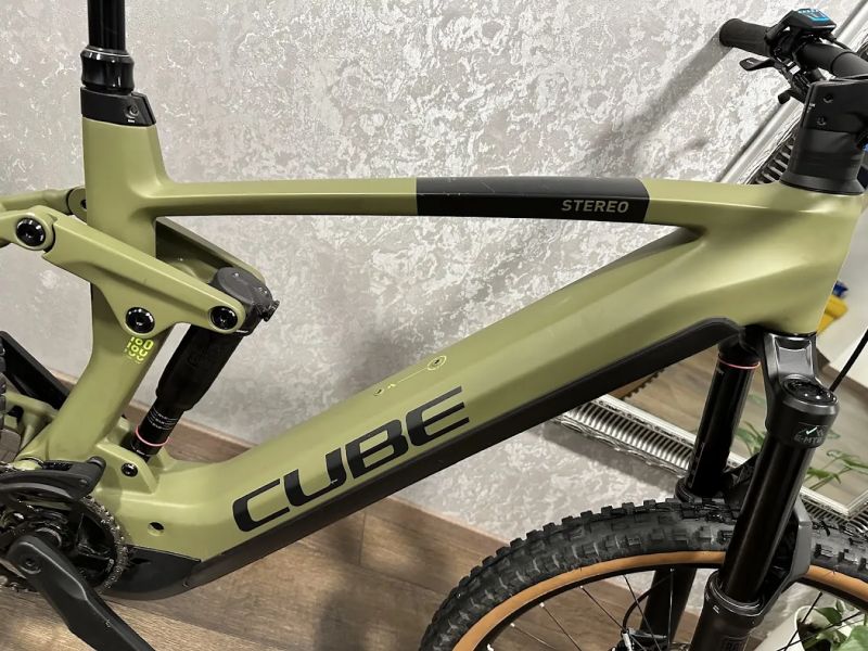 Cube Stereo Hybrid 160 Race HPC 750w olive&green M
