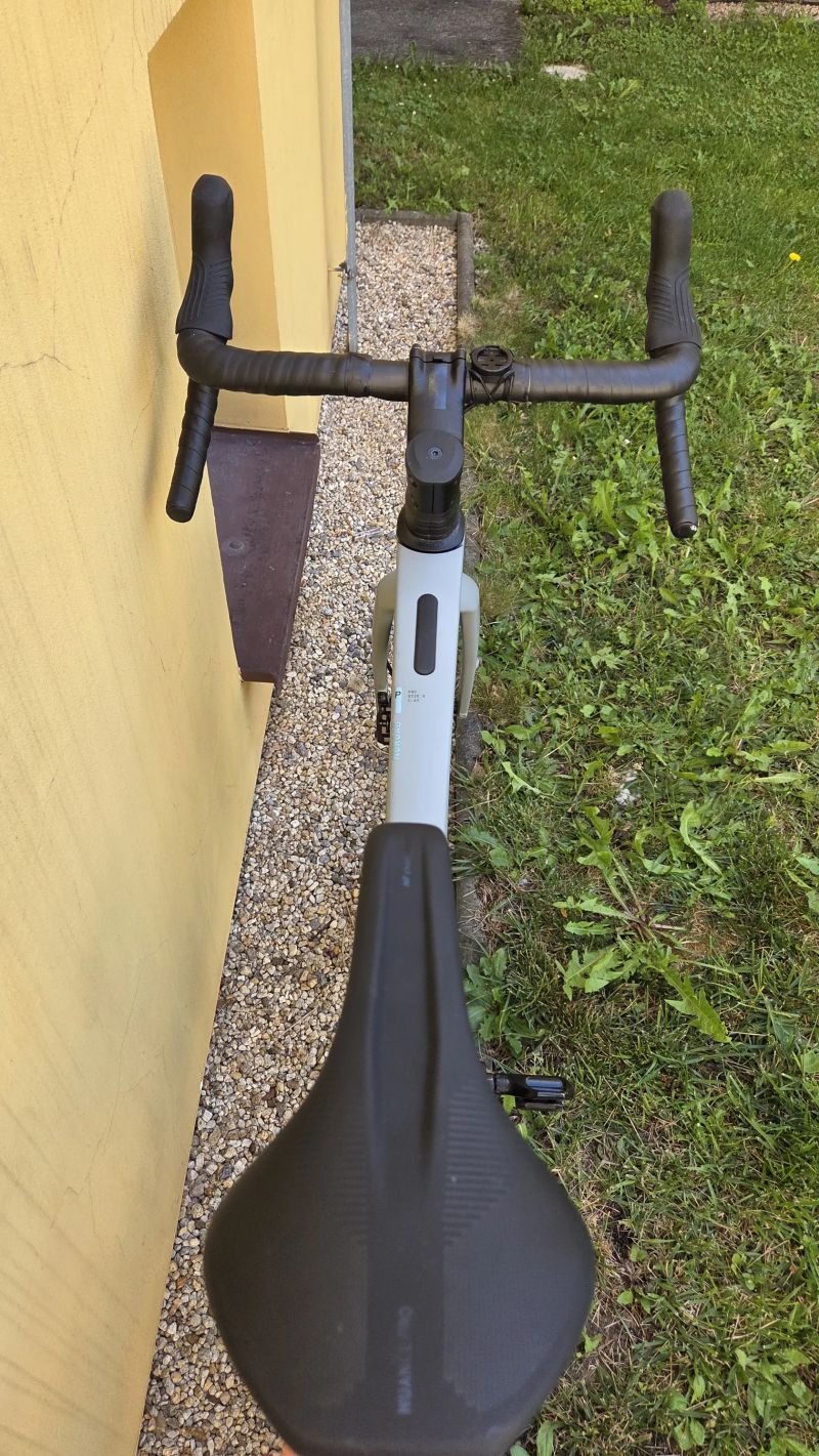 Cube NUROAD C:62 PRO, vel. S nastaveno na 172cm