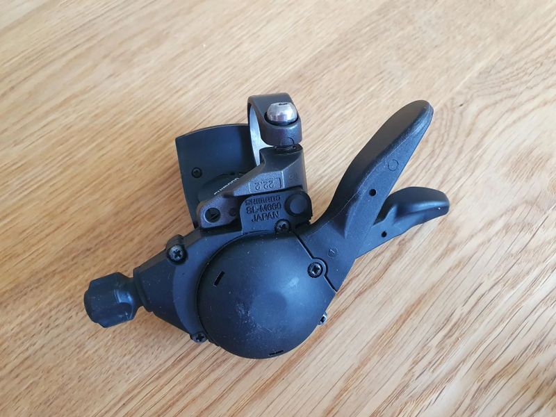 Shimano SLX SL-M660 řazení páčky 3x9