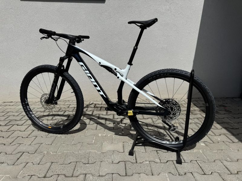 Giant GIANT Anthem Advanced SL 2
