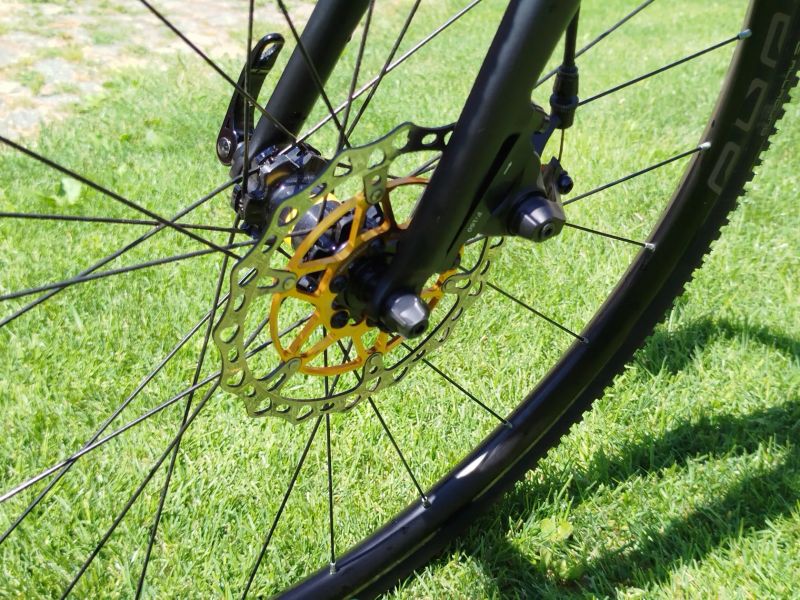 Triban RC500, kola MAVIC Allroad