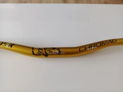 Řídítka + Gripy Chromag