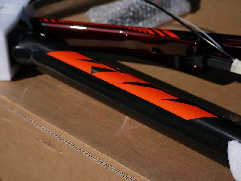 Rámová sada - KTM Scarp MT Exonic 120mm, vidlice a tlumič Fox verze Kashima