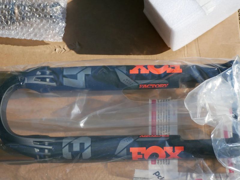 Rámová sada - KTM Scarp MT Exonic 120mm, vidlice a tlumič Fox verze Kashima