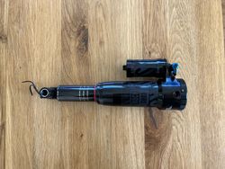 Rock Shox Super Deluxe Select+ 205x65