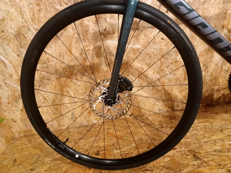 Giant TCR Advanced 1-PC Asphalt Green Di2 2026, velikost rámu M/L