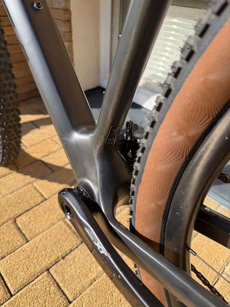 Orbea ALMA M PRO OMX Gold, FOX Factory, 9,3kg, vel. M