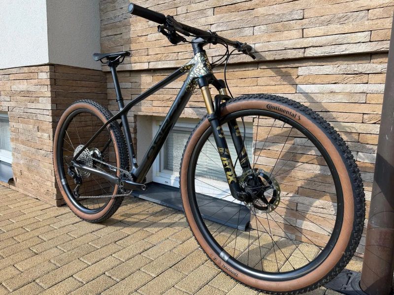 Orbea ALMA M PRO OMX Gold, FOX Factory, 9,3kg, vel. M