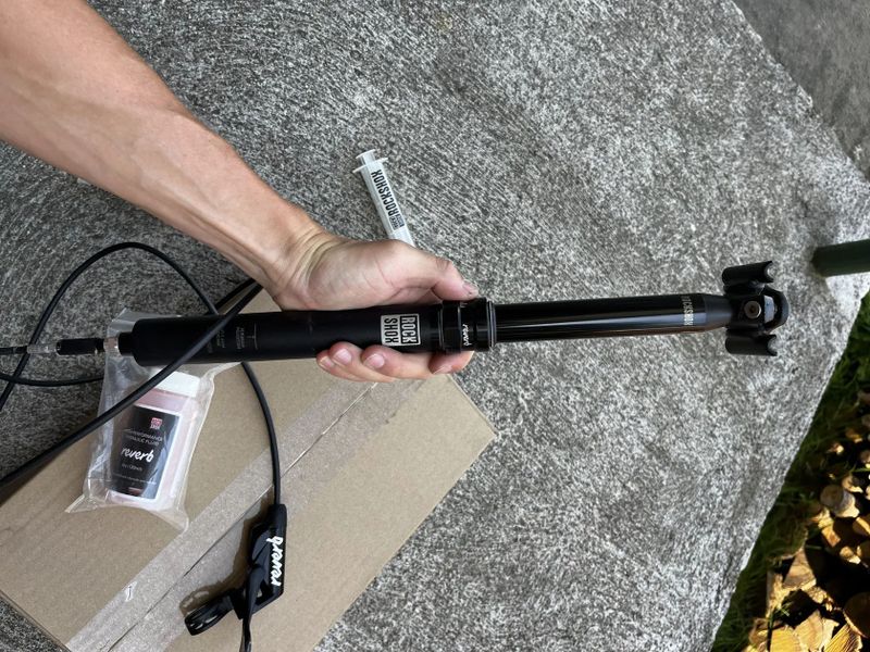 Rock Shox Reverb - 31,6mm, 390cm, 125mm zdvih