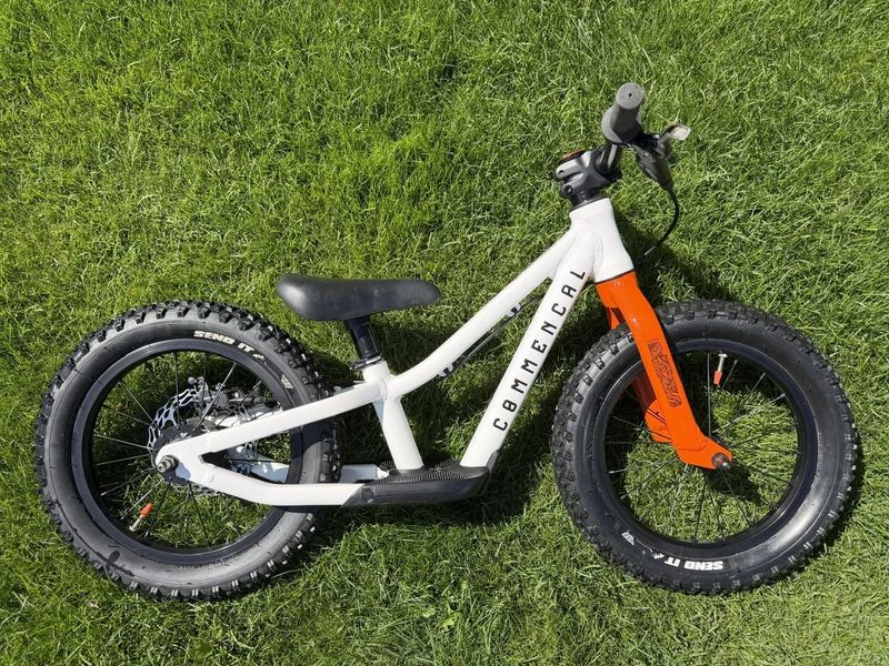 Commencal odrážedlo Ramones 14 Pure White